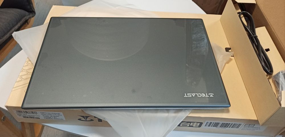 Laptop Teclast F15 Plus 2, 15,6 inchi, Intel N4120 Quad-Core, 8 GB