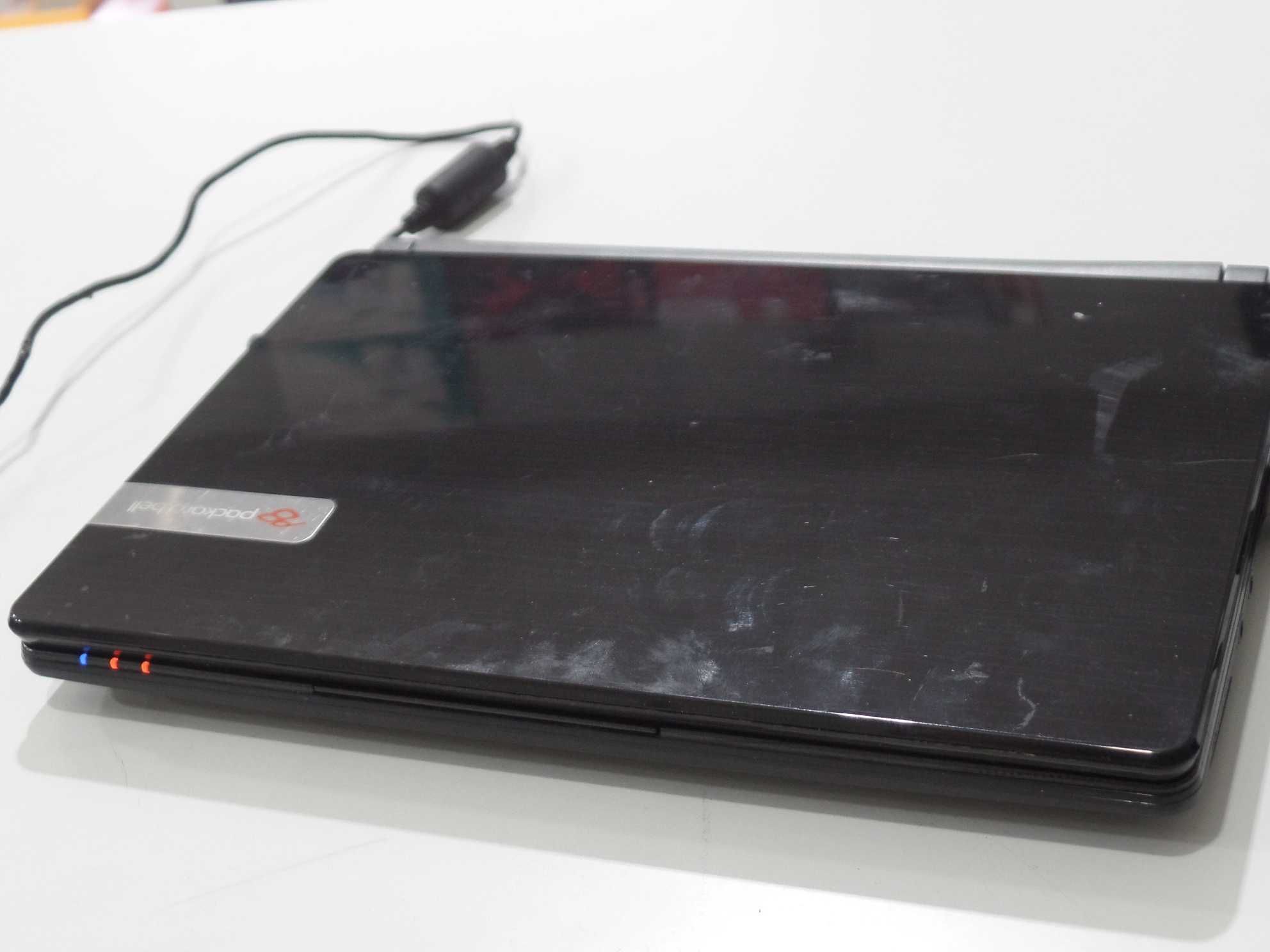 Нетбук Packard bell