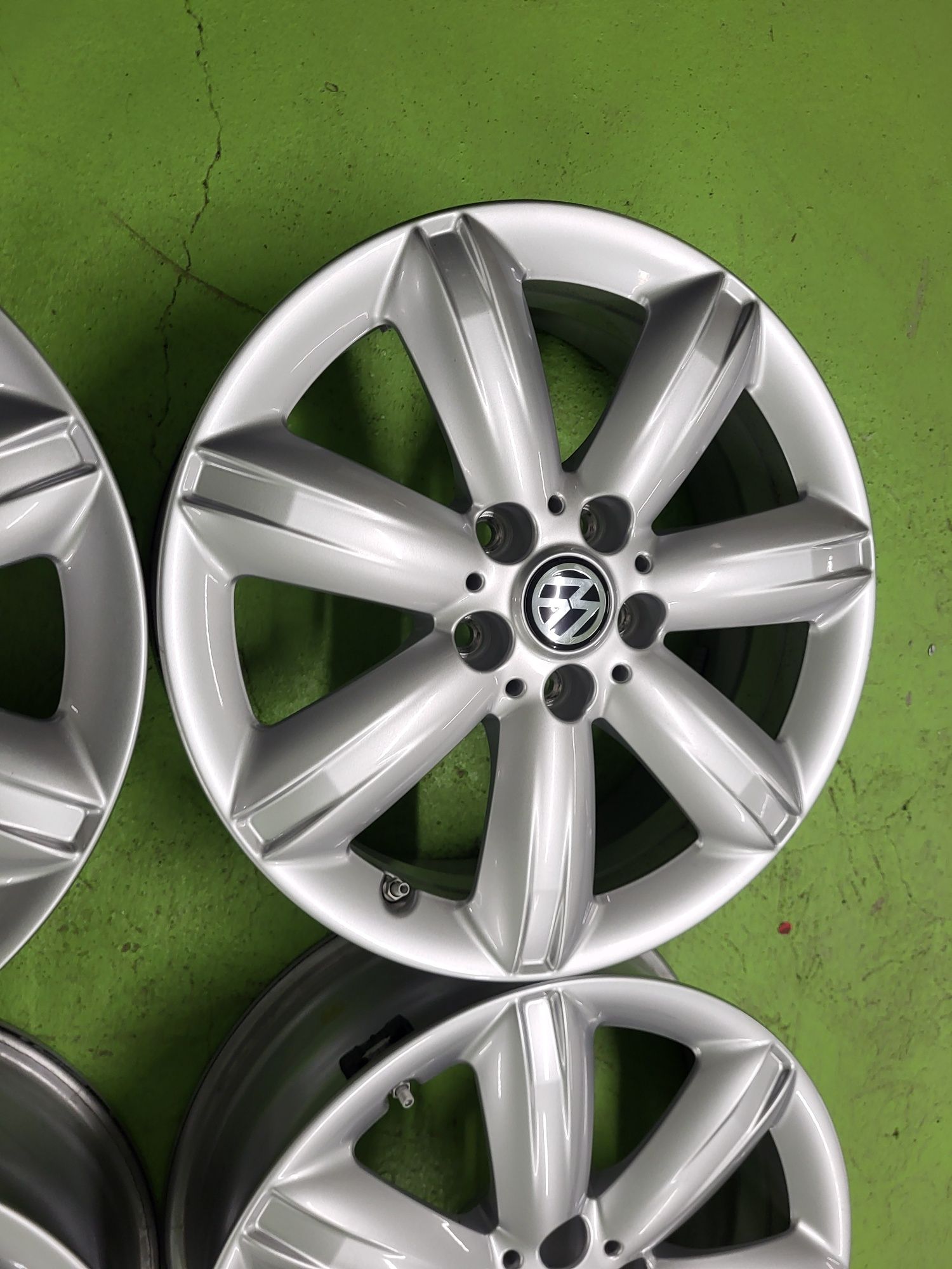 17 5x112 Vw Passat Touran Caddy Golf 5х112