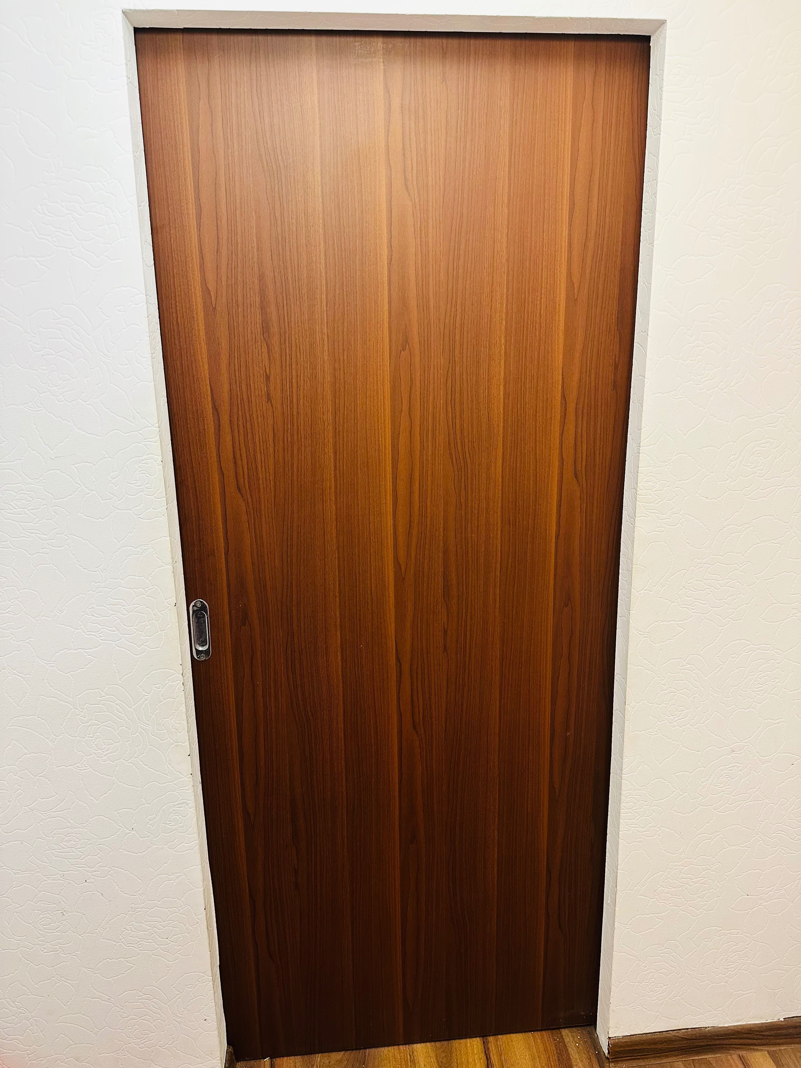Uşi lemn masiv 60*200, 80*200, 80*205