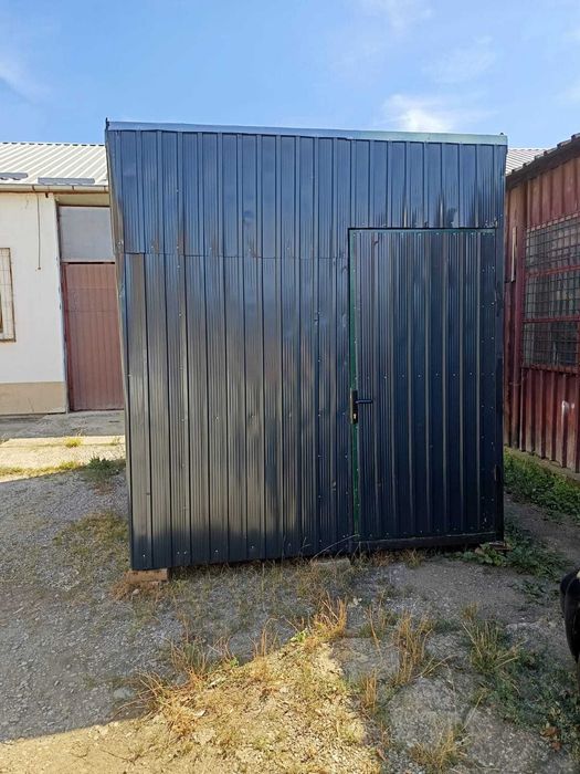 Container izolat 4mx2.5m