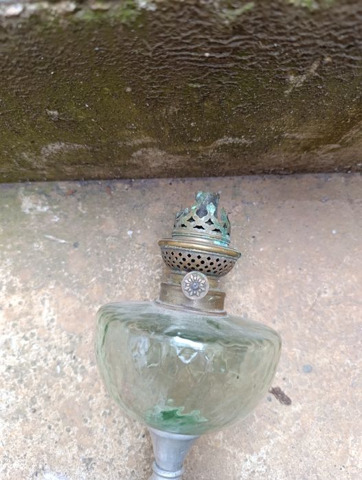 Lampă cu petrol veche