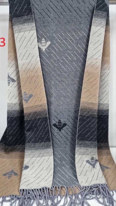 Кашмирен шал на  пчели уникален дизайн  две лица