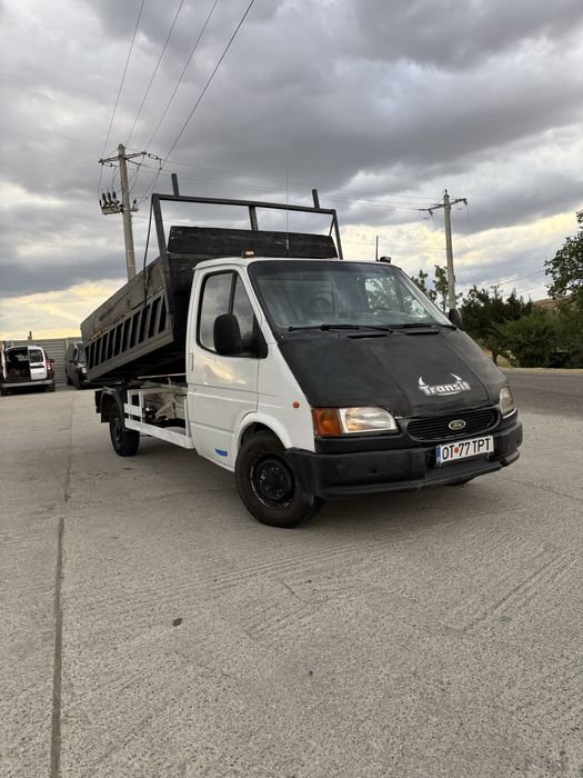 Vând Ford Transit