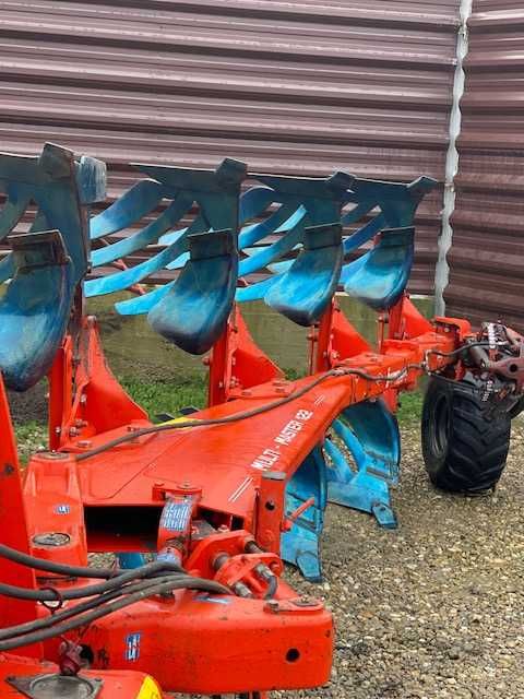 Plug 5 brazde Kuhn Multi Master 122 VARIO an 2016 Lemken Huard John