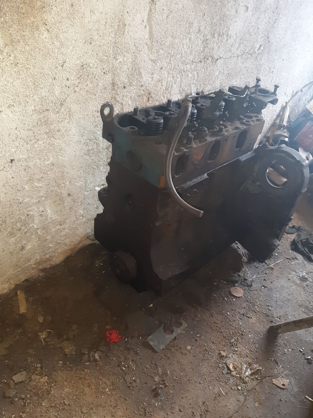 Vând motor FIAT în 3