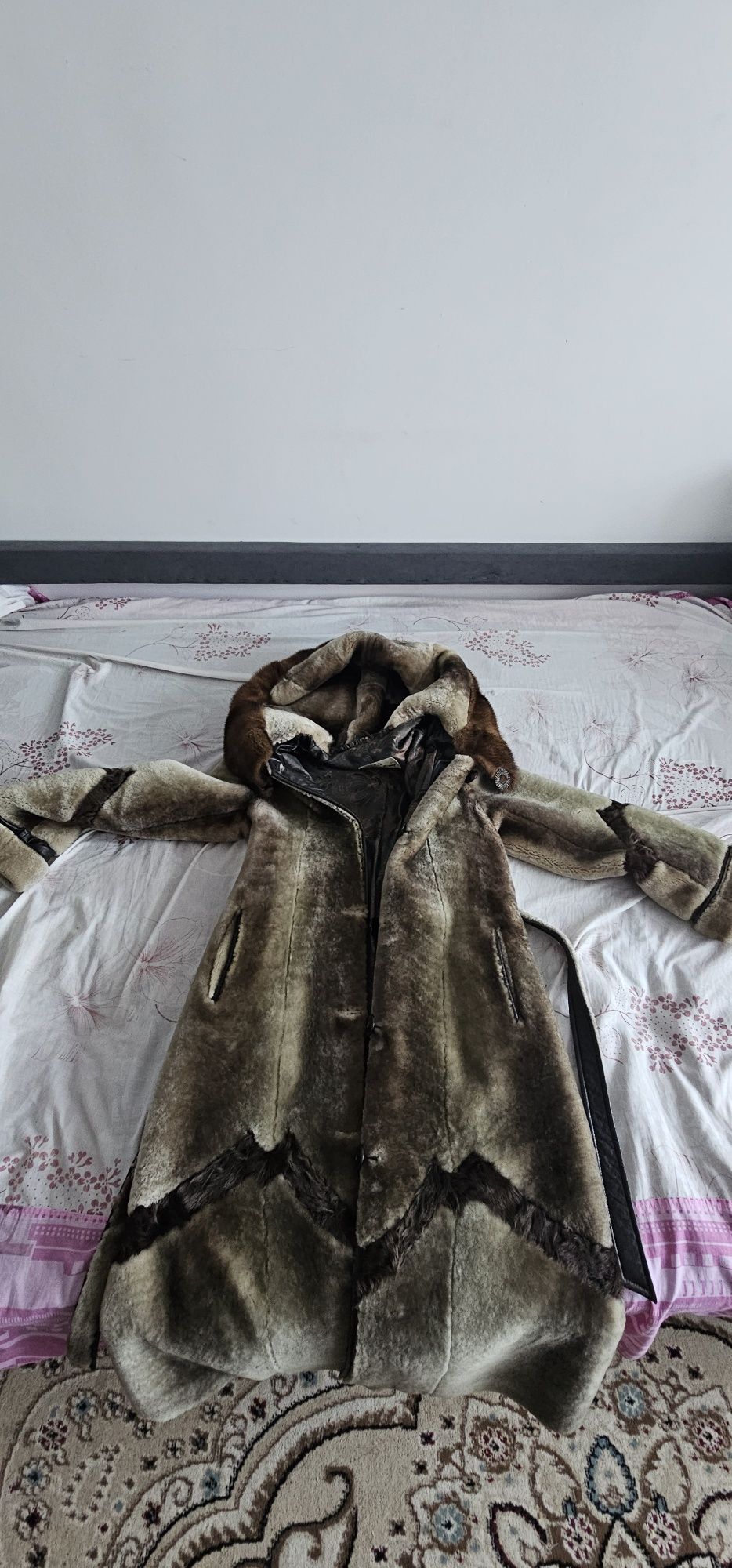 Продам шубы и пальто