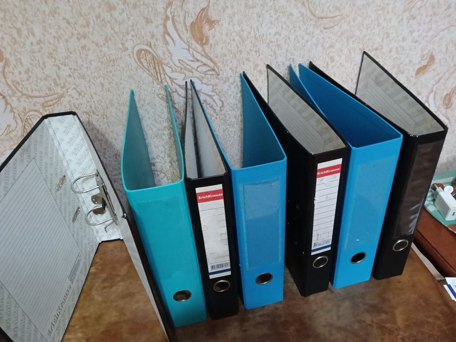 Отдам за вкусняшку папки