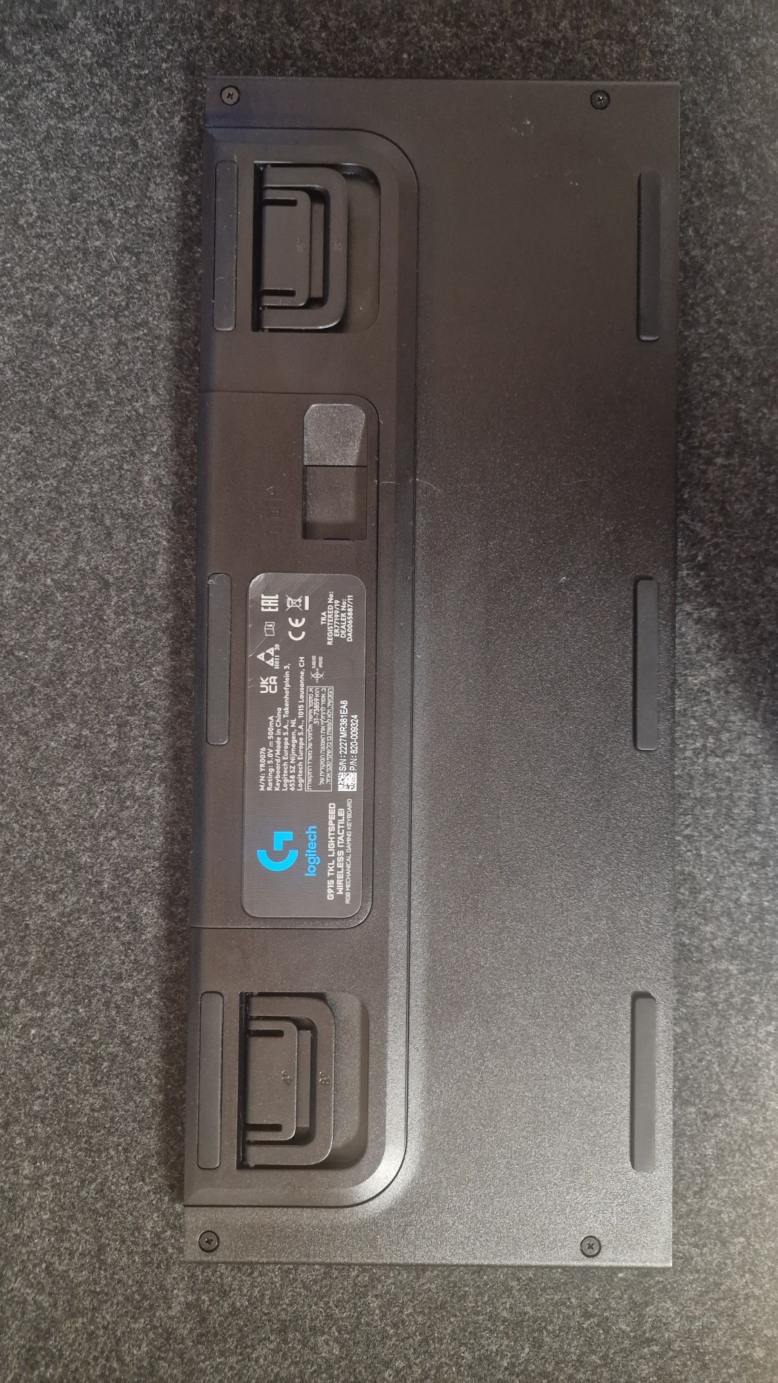 Продавам клавиатура Logitech G915 TKL