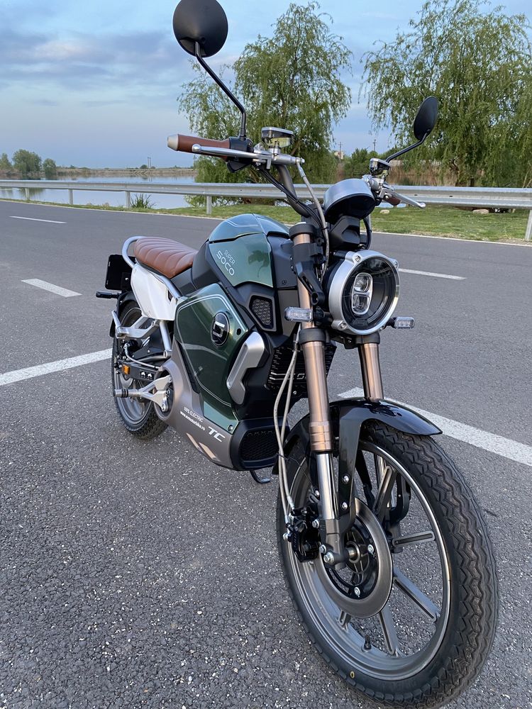 Motocicleta Electrica supersoco TC 2021.