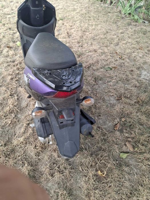 Скутер Generic Ride Jump 50 cc