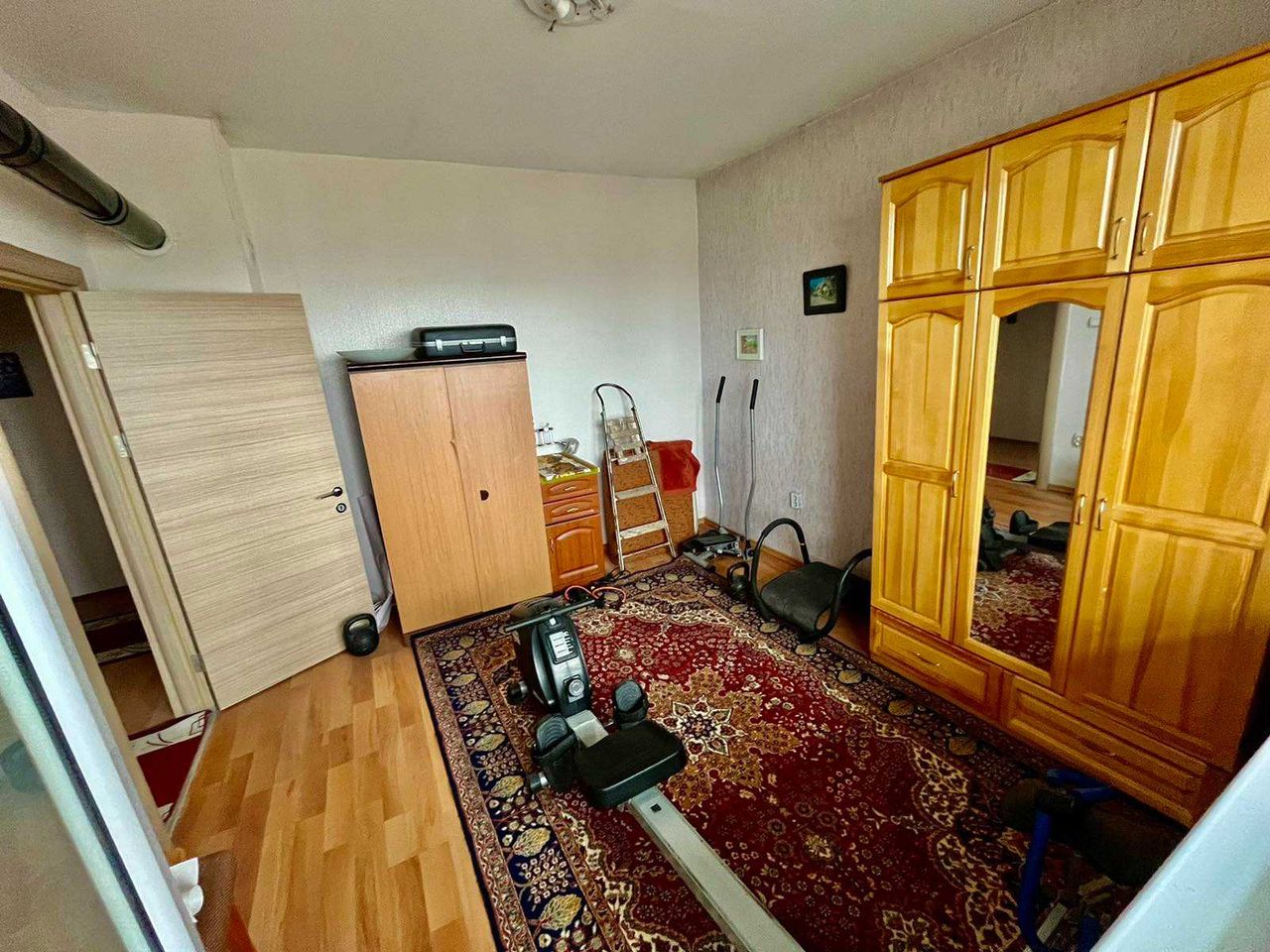 Продава се Четиристаен апартамент в Асеновград - 90 кв.м за 907 €/кв.м - Снимка #3