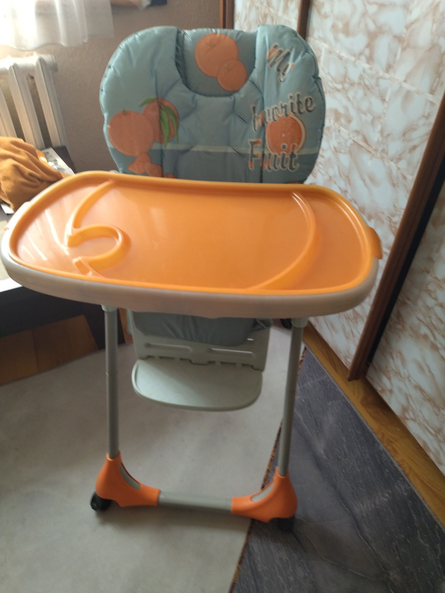 Детское кресло- столик