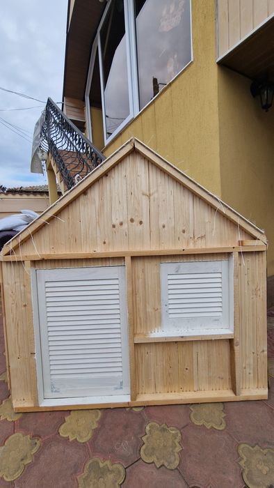 Căsuța lemn,ideal ședințe foto