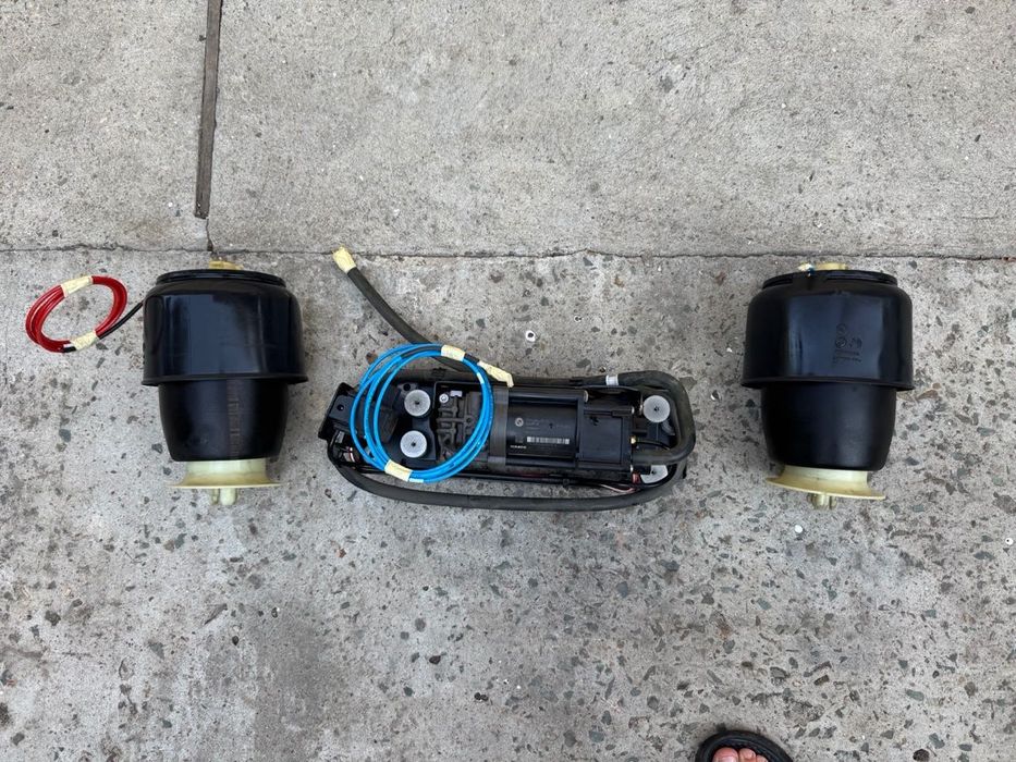 Kit compresor suspensie perne BMW F11 N47D20D 525d stanga dreapta