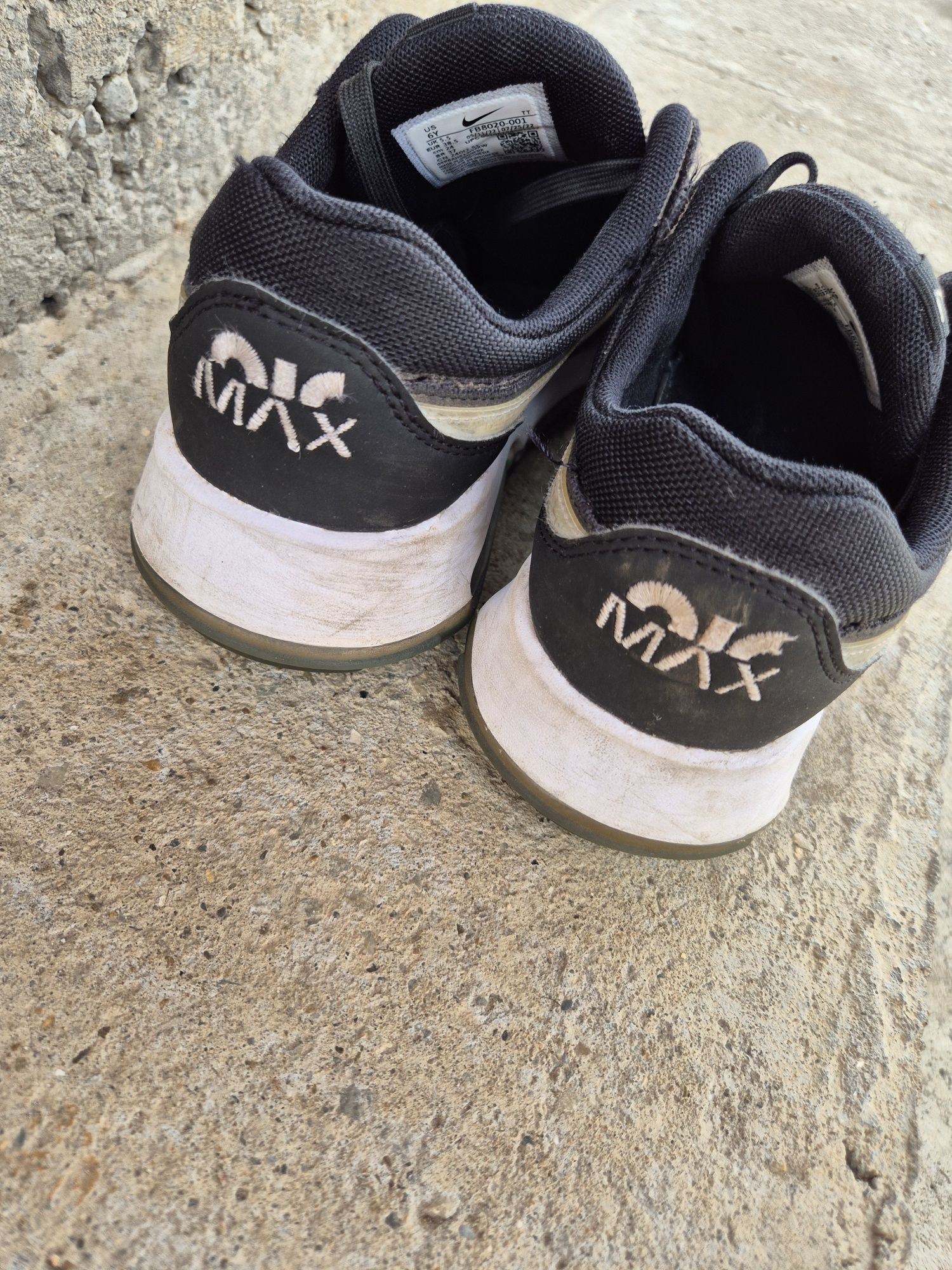 Nike Air Max Motif GS FB8020 001