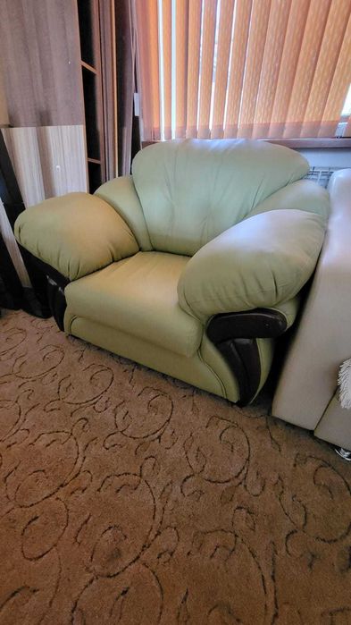 Продам  шикарный комплект диванов 3-2-1 в отличном состоянии!