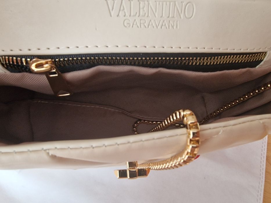 Geanta damă nude Valentino Garavani/Italia,accesorii metalice aurii