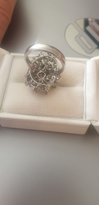 Пръстен бяло злато 18к с брилянти