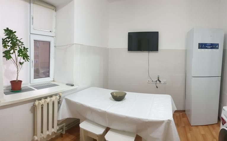 Продам недорого телевизор с антенной Отау ТВ