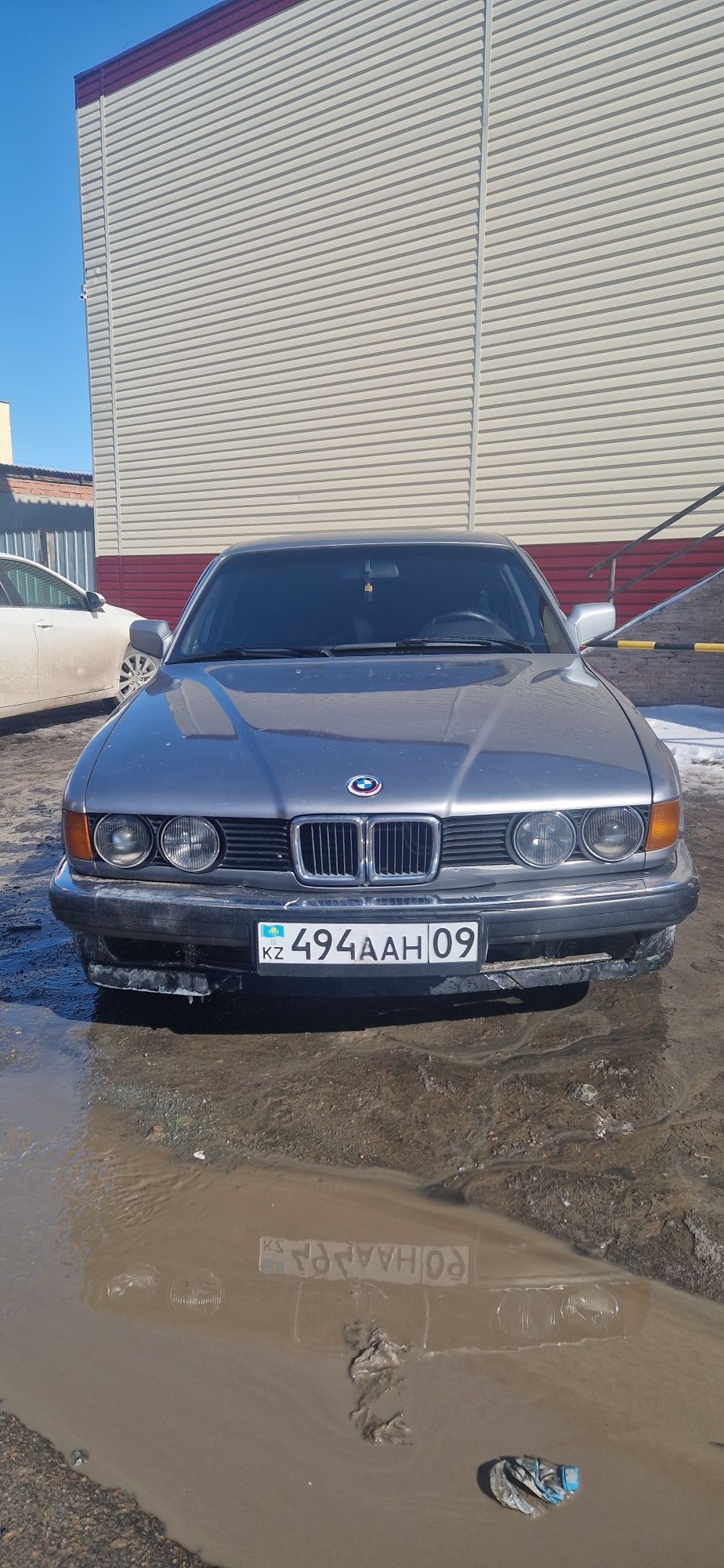 Бмв е32 после дтп, на ходу