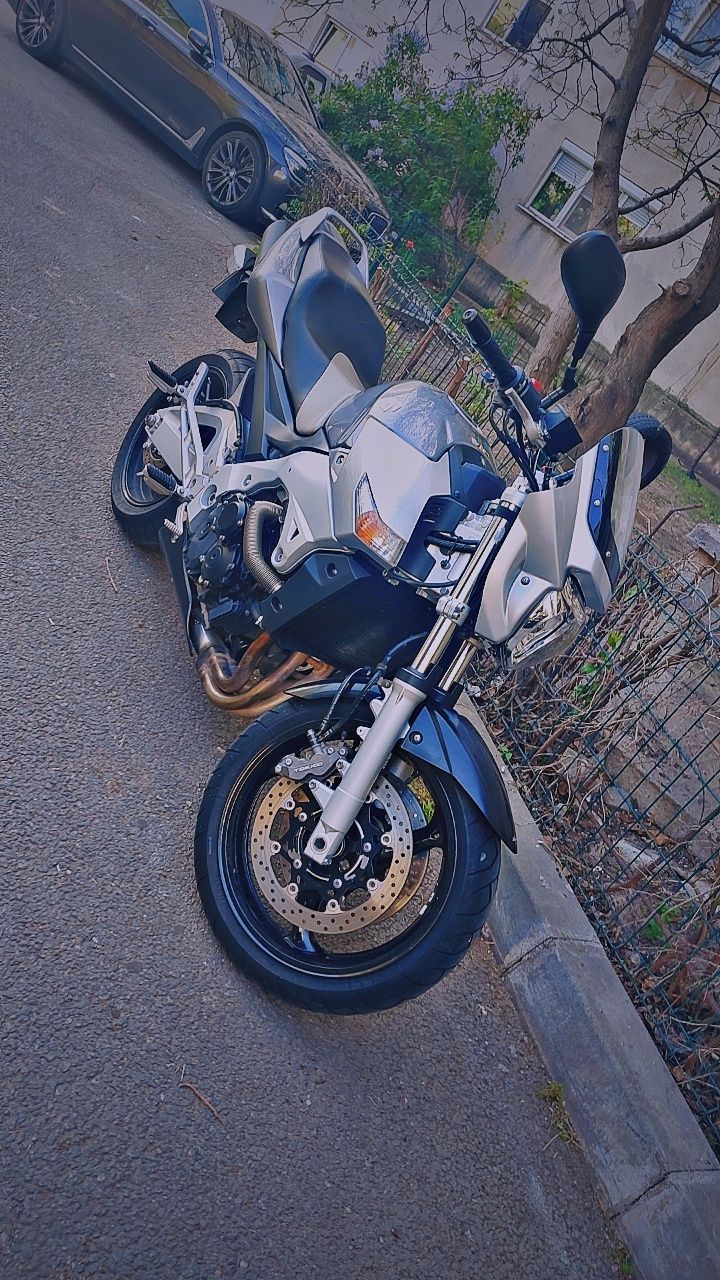 Suzuki GSR 600 2006