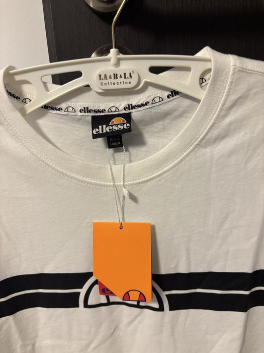 Tricou Ellesse Original - Nou cu eticheta - Marimea M Alb Barbati