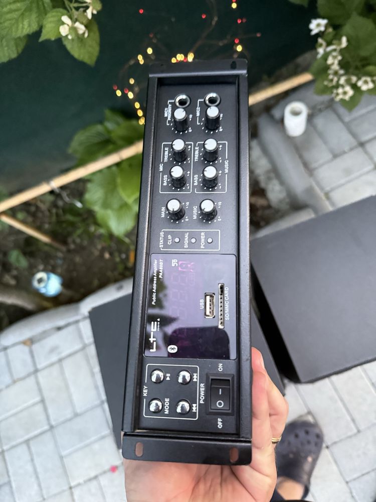 Amplificator si boxe sony
