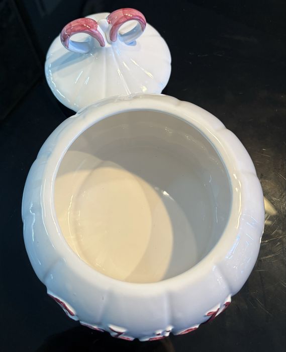 Керамичен буркан за сладки