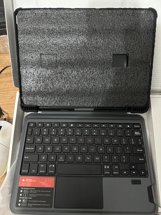 Чехол клавиатура блютуз с тачпадом для ipad