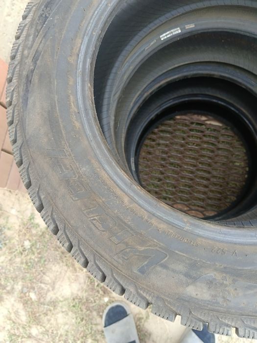 Продам зимние шины р 15