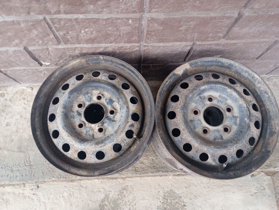 Срочно диски продаются 14 5 дырок