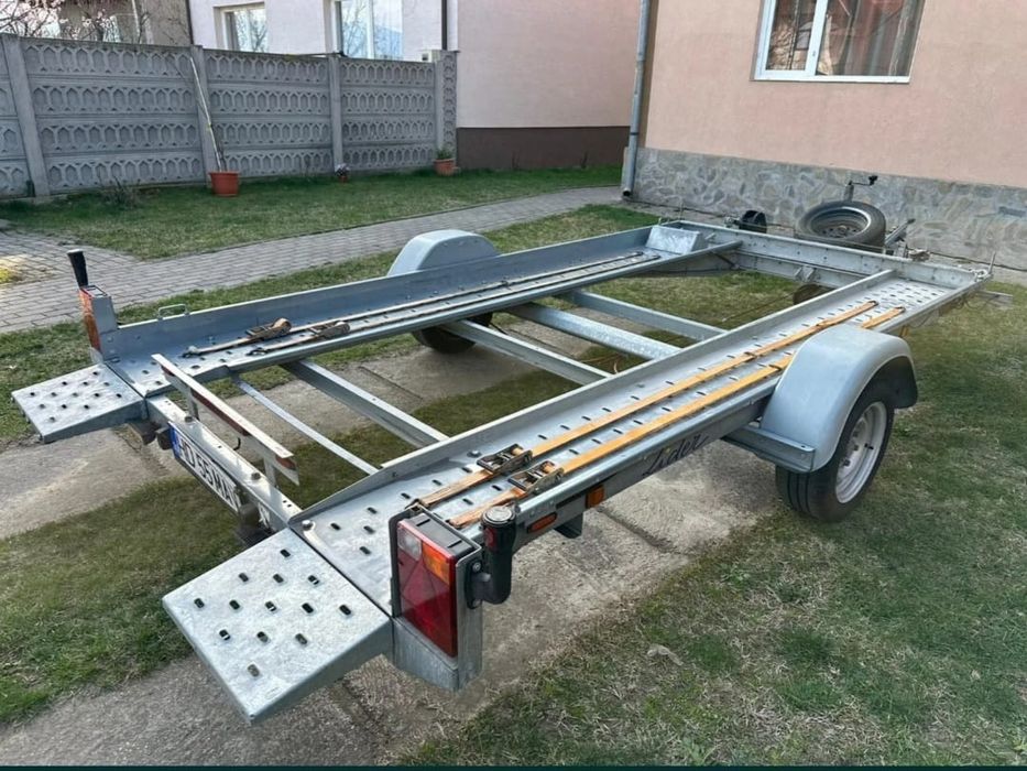 Vând platforma 1600kg