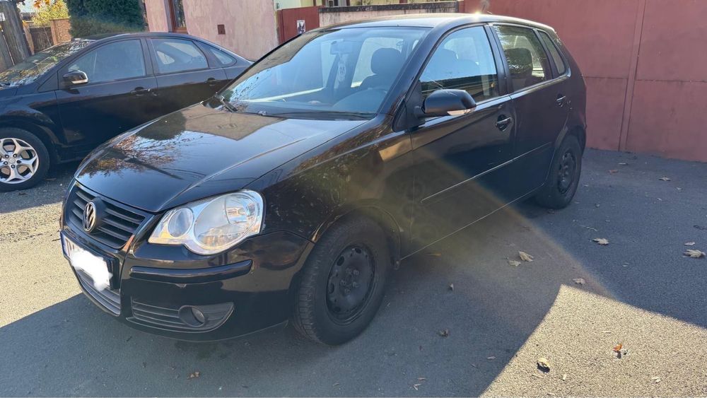 Vand Volkswagen Polo, benzina +GPL din fabrica
