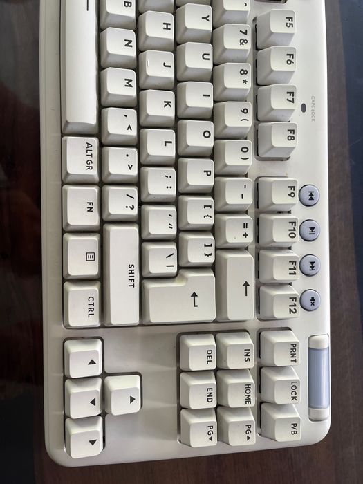 Tastatura gaming Logitech