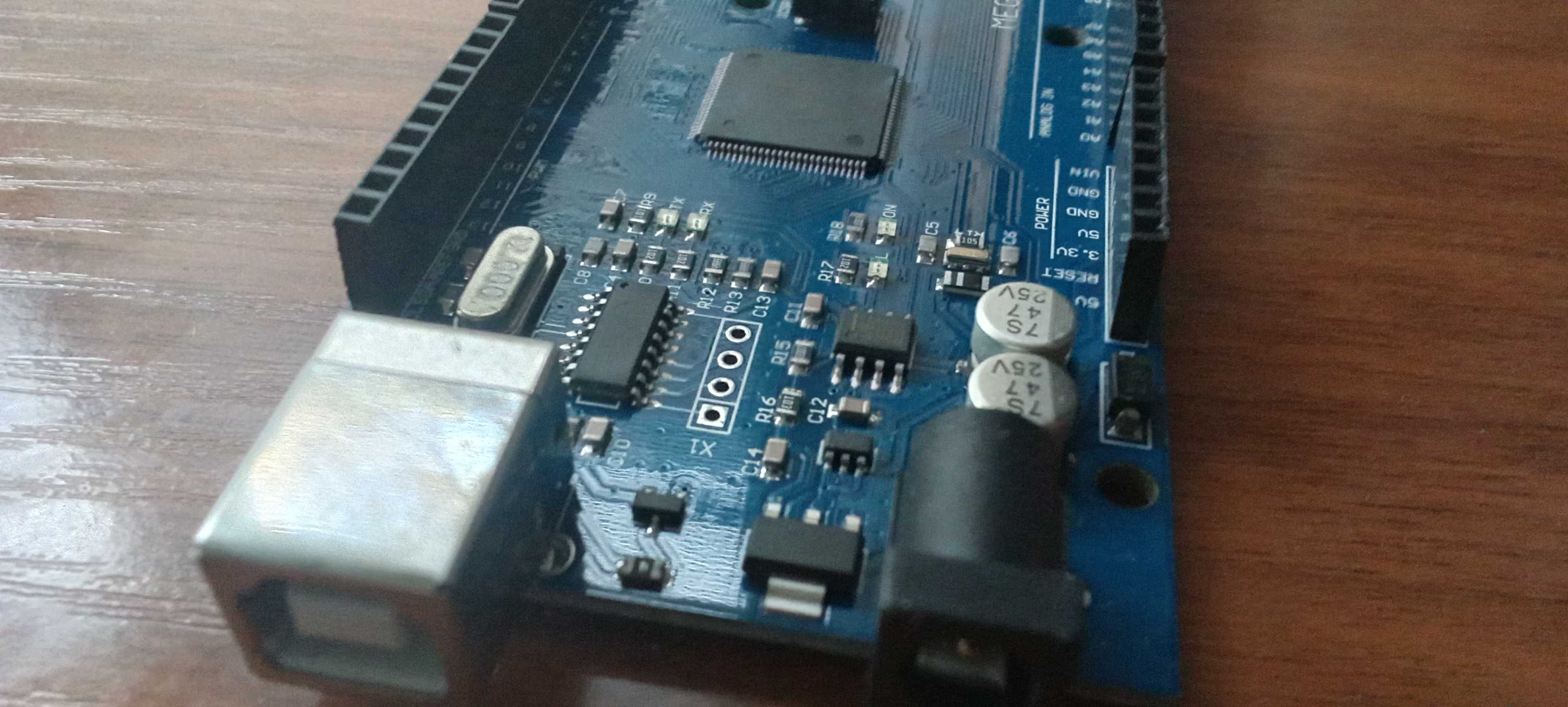 Arduino Mega2560 + кабел към PC