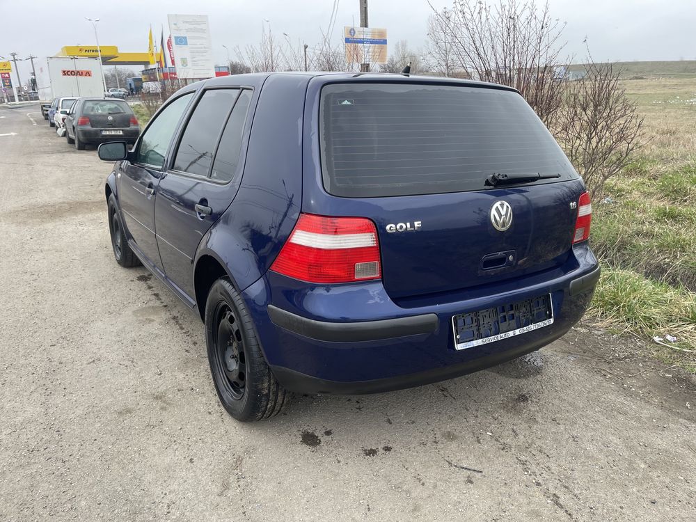 Vand golf 4 1.6 16v benzina radiat! 600 euro