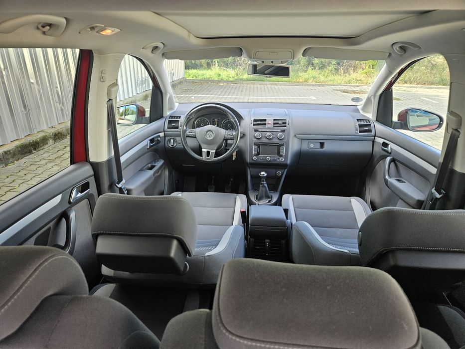 Vw Touran _benzină și gaz_an 2013_Full
