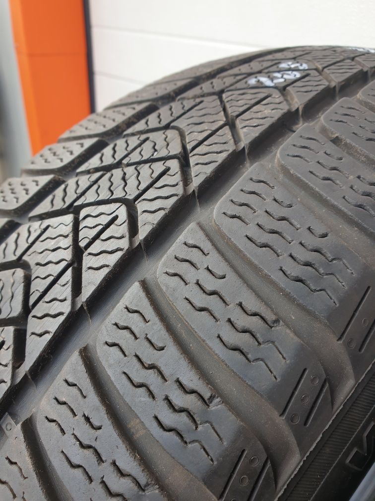 Зимни гуми 2 броя PIRELLI SotoZero3 205 60 R17 дот 3819