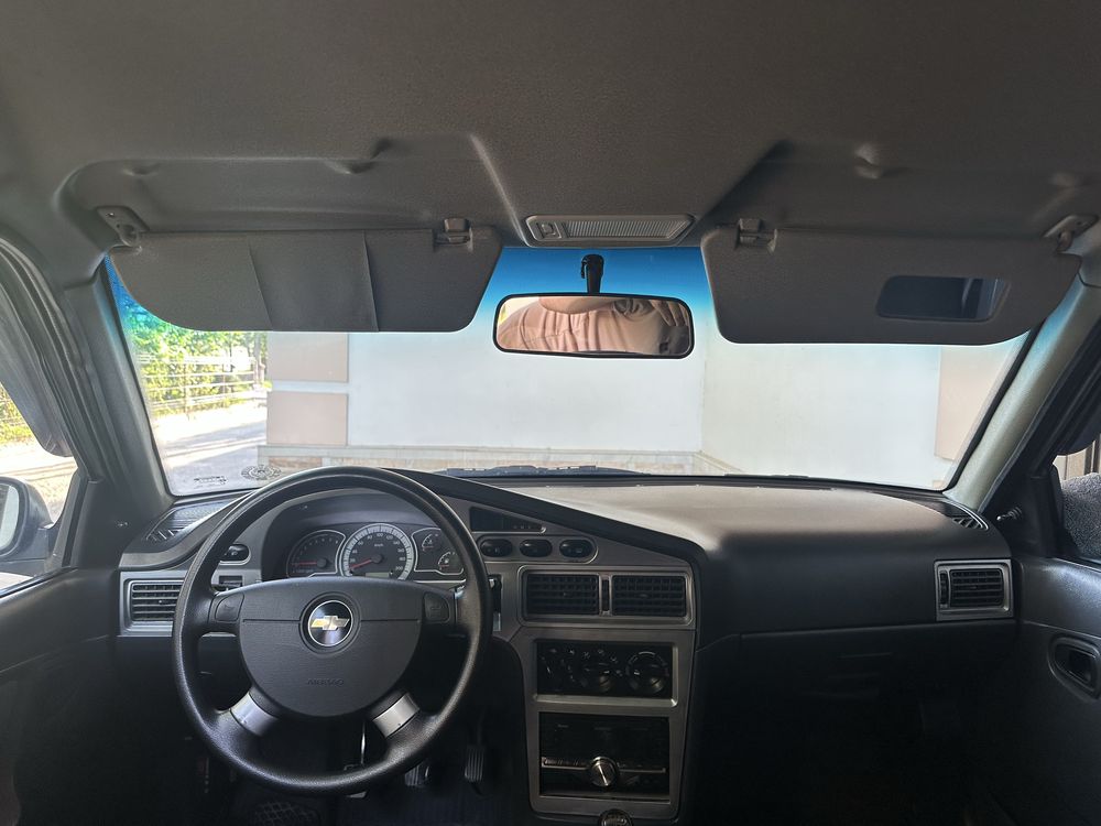 Variantga Nexia 2 1,6 lux kondior 2014 yil gaz bor