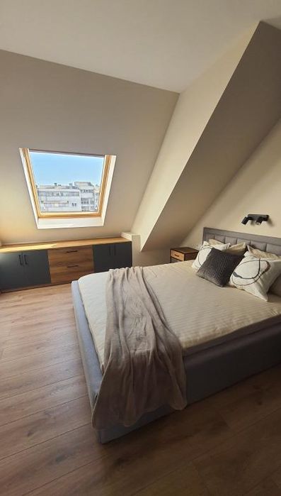 Дава се под наем Тристаен апартамент в Пловдив, Каменица 1 - 110 кв.м за 1000 € - Снимка #7