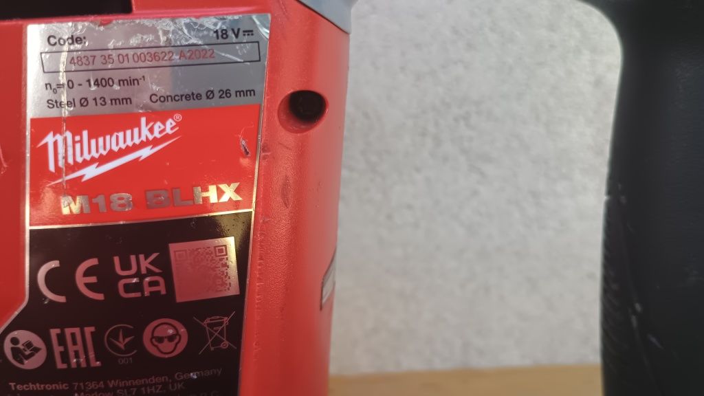 Ciocan rotopercutor milwaukee blhx ,baterie 5 ah,încărcător rapid