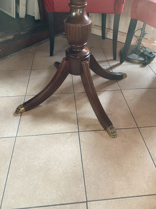 Set masa fixa cu 4 scaune, lemn masiv esenta nobila, clasice, calitate