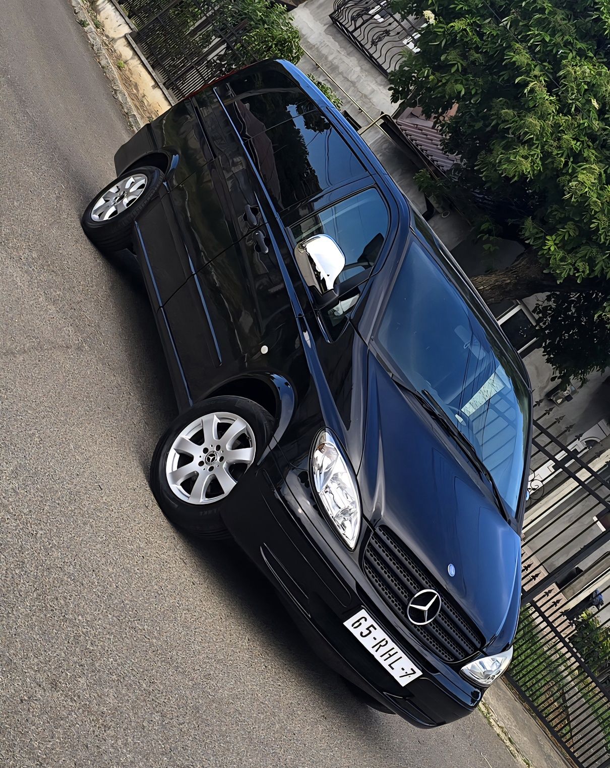 Mercedes Vito * 8+1 locuri ( 9 locuri ) * Automat
