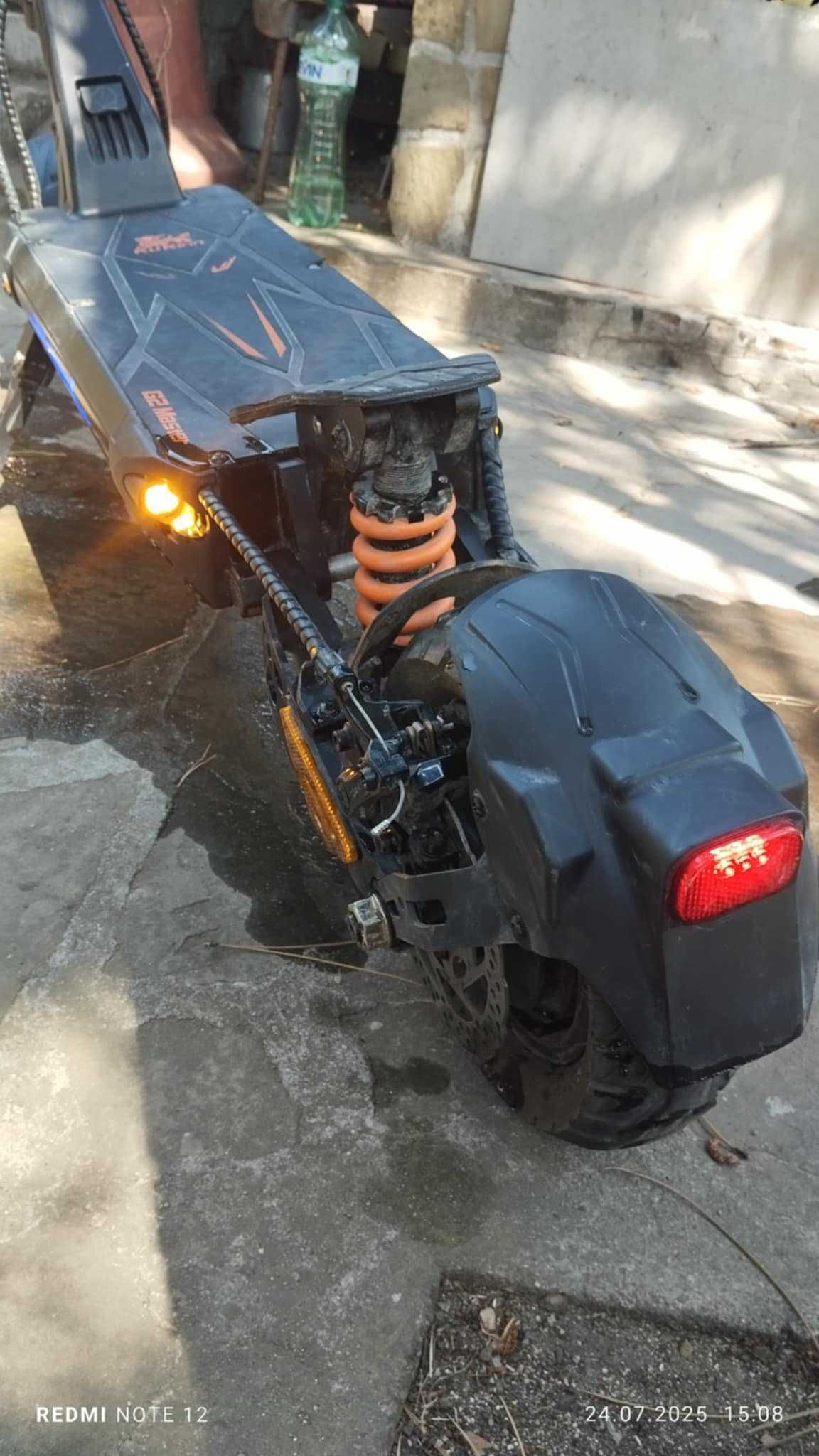 Електрическа тротинетка Kukirin g2 master