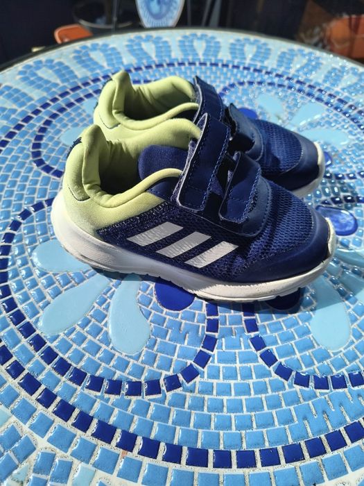 Vând adidași Adidas 27