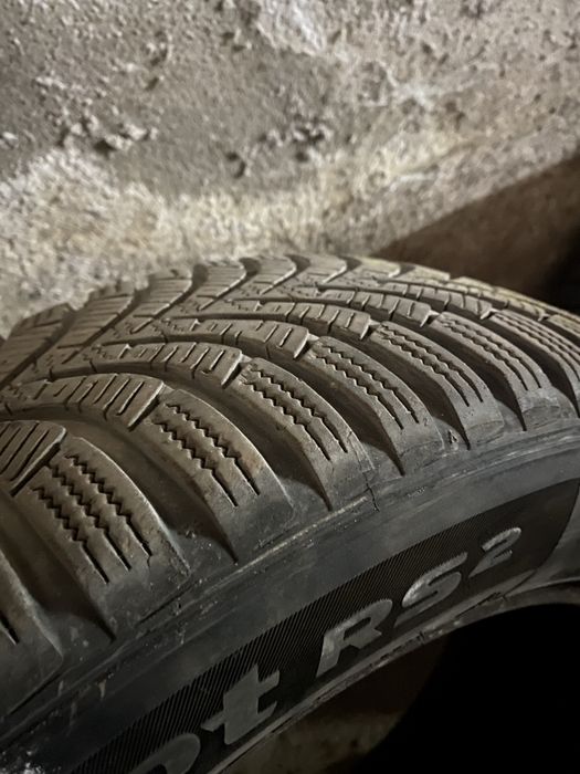 Зимни гуми 185 65 R15 Hankook комплект