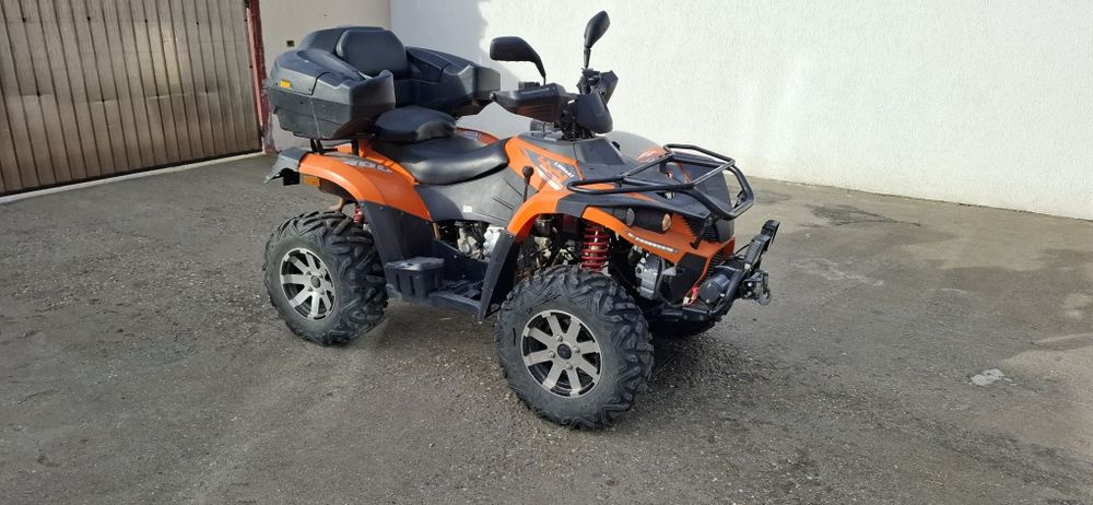 Vând ATV Linhai 400