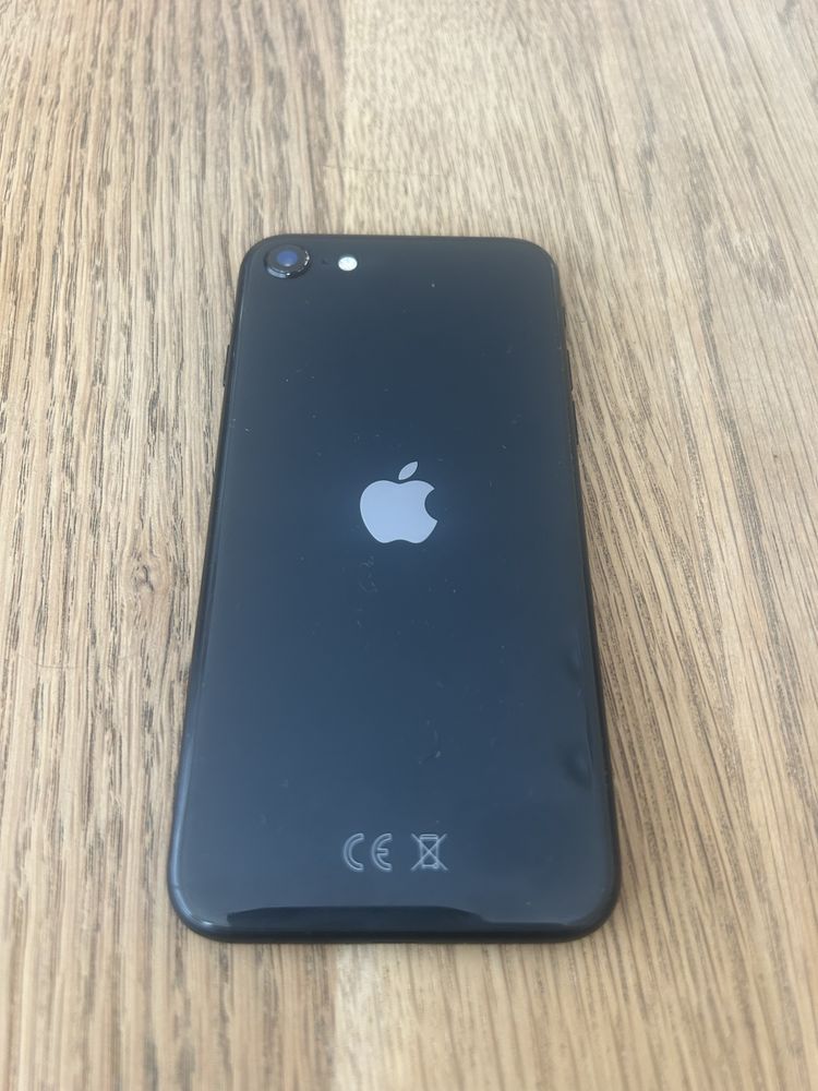 iPhone SE Black - 64GB