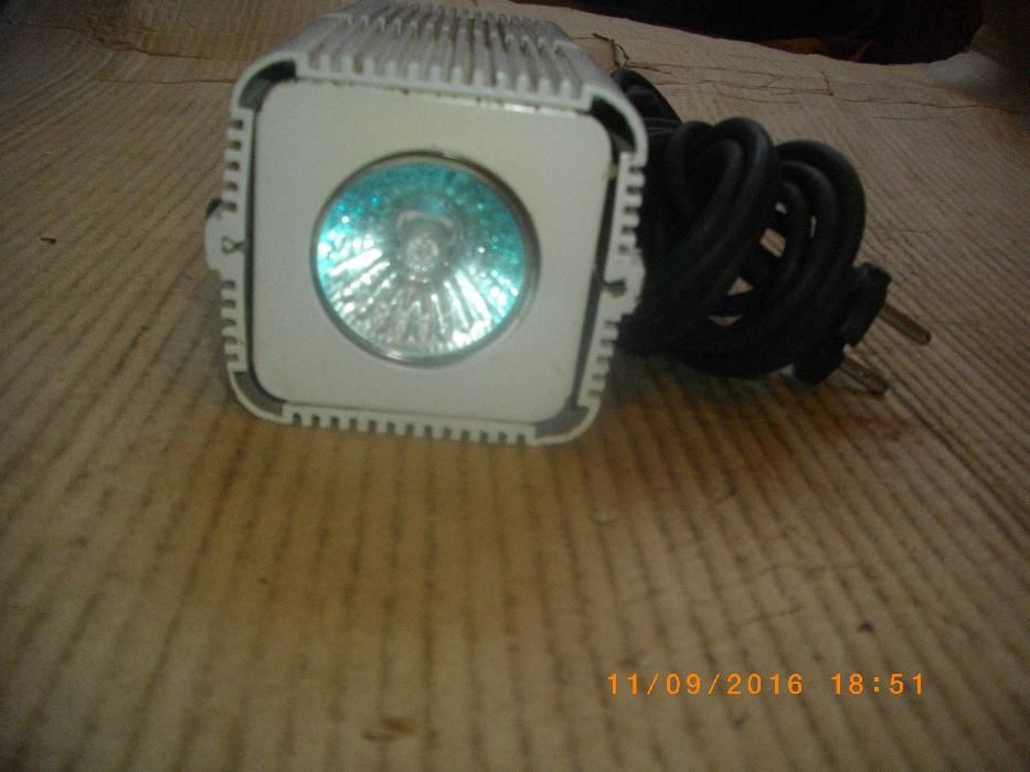 LED Прожектор-Алуминиев Корпус-Немски--Масивен